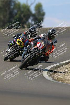 media/Sep-21-2025-TrackDaz (Sun) [[277c75b276]]/A Group/12pm (Turn 2)/